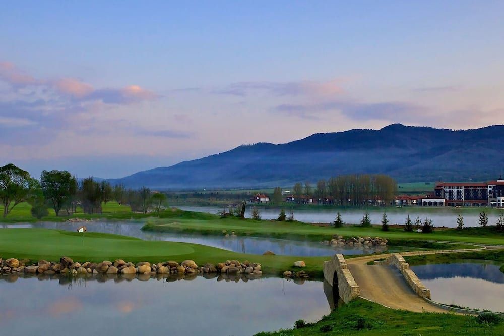 Pemandangan luar