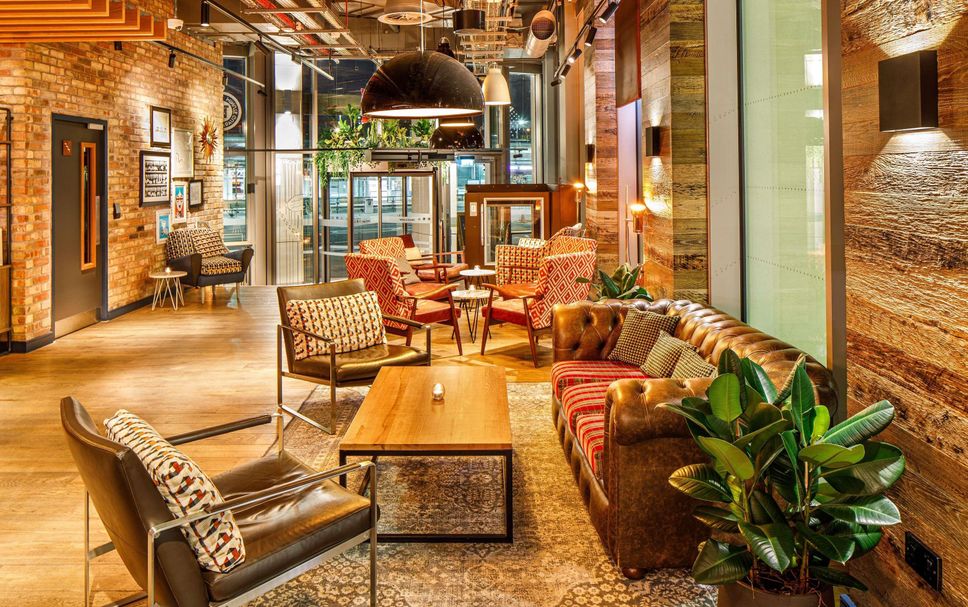 Balai Menunggu Gambar