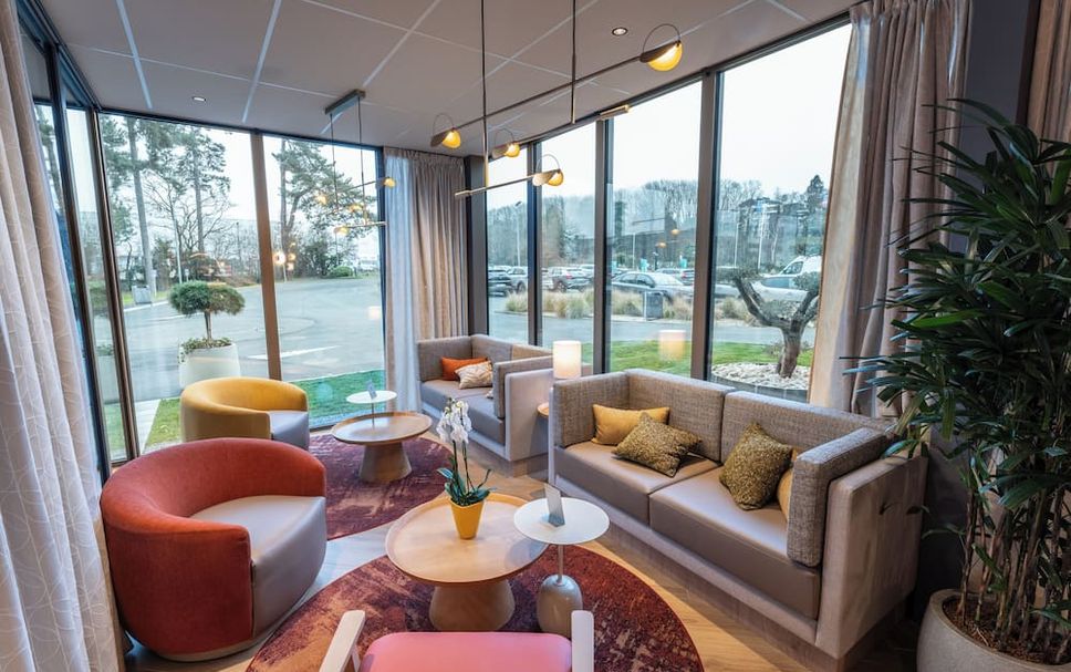 Balai Menunggu Gambar