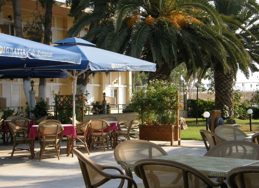 Patio Gambar