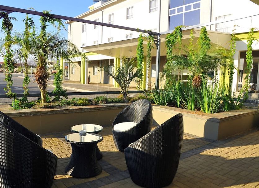 Patio Gambar