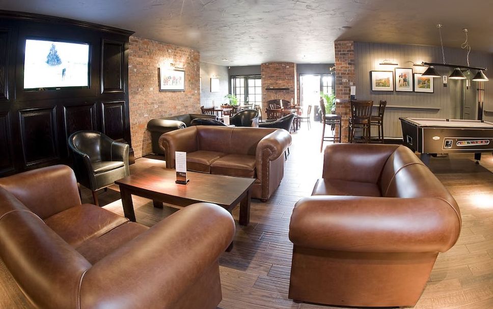 Balai Menunggu Gambar