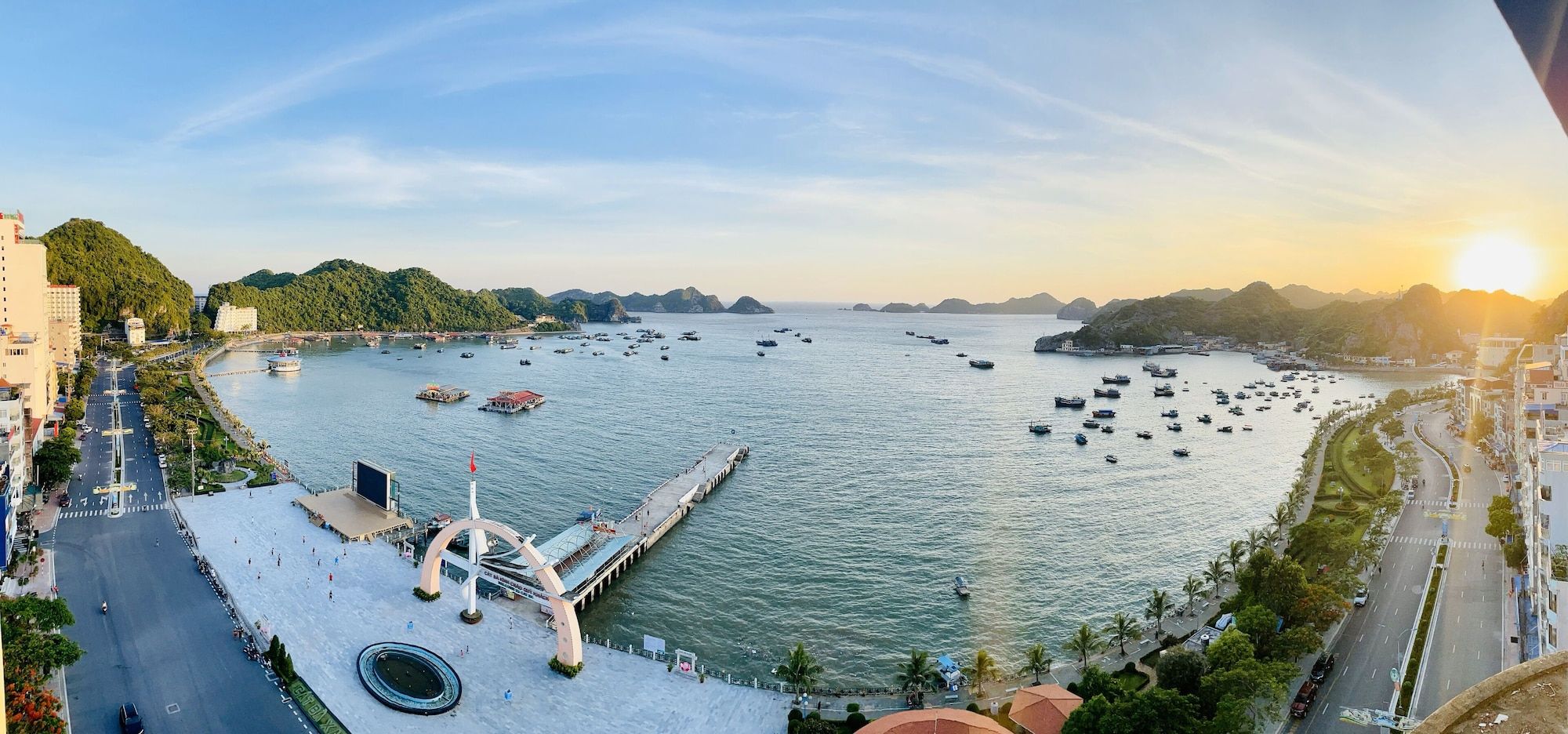 Pemandangan luar
