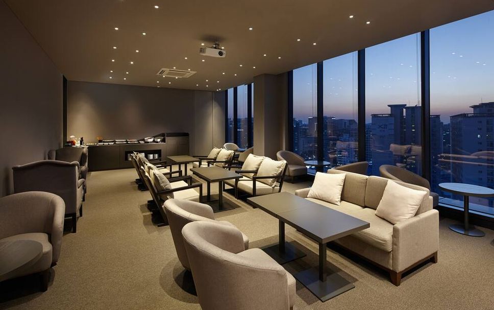 Balai Menunggu Gambar