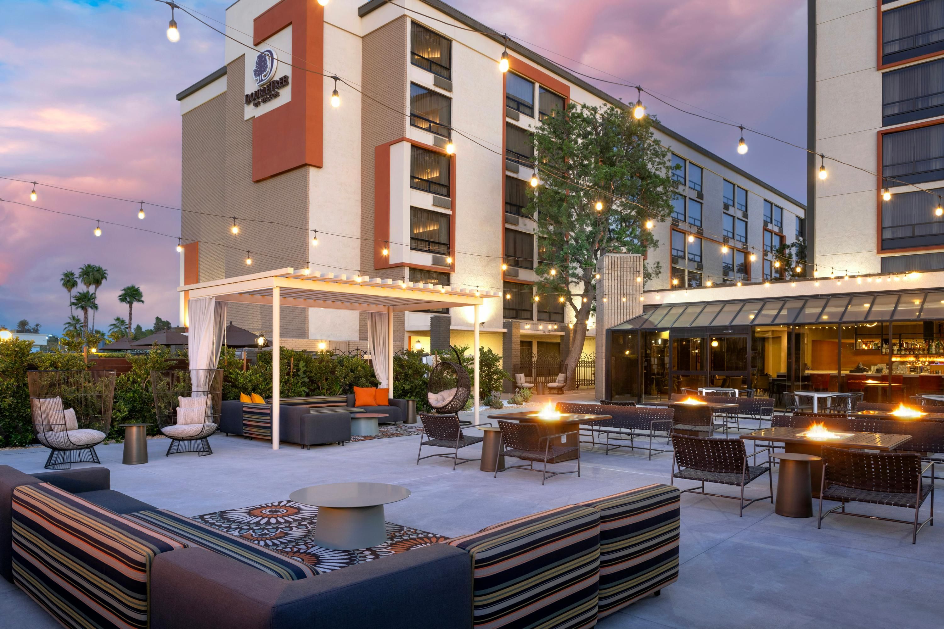 Patio Gambar