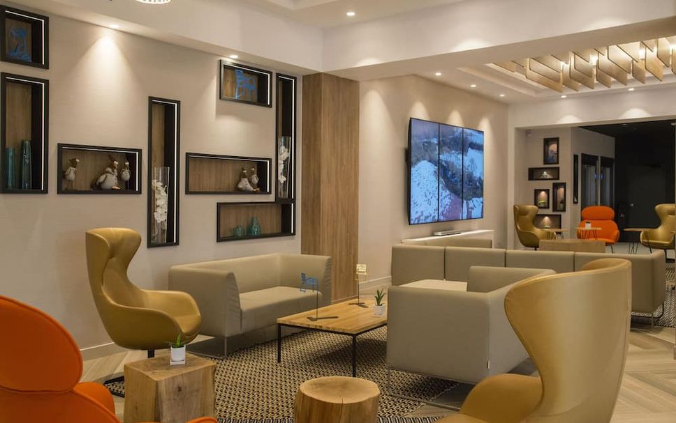 Balai Menunggu Gambar