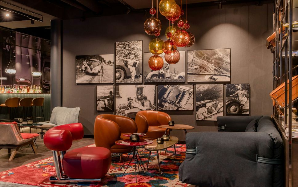 Balai Menunggu Gambar