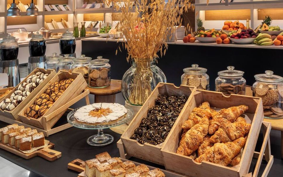 Buffet Gambar