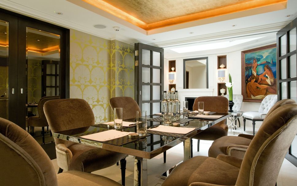 Balai Menunggu Gambar