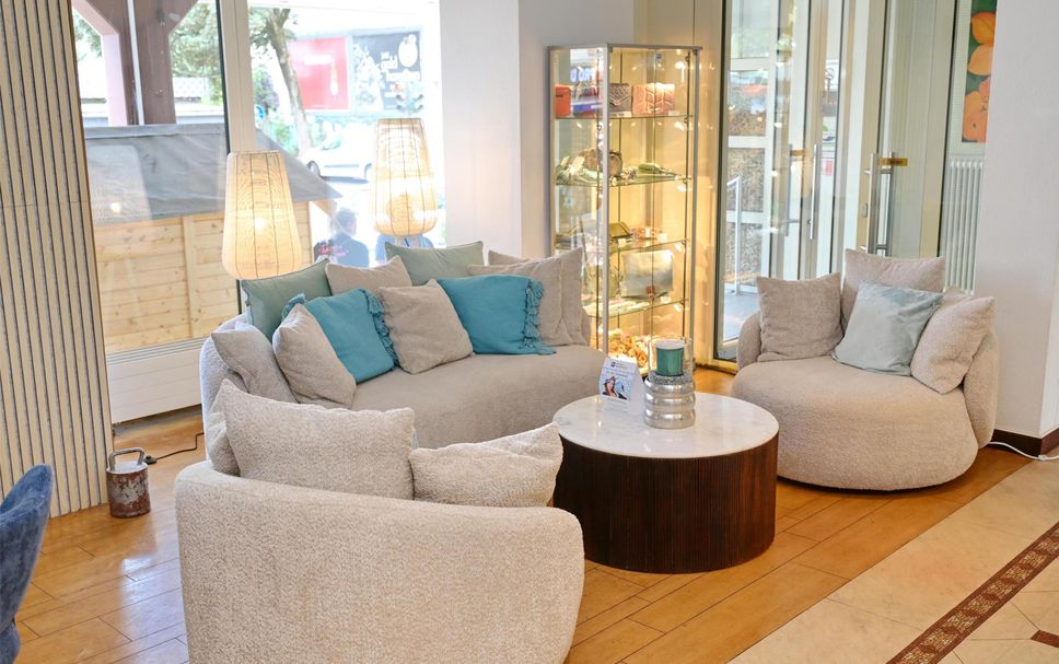 Balai Menunggu Gambar