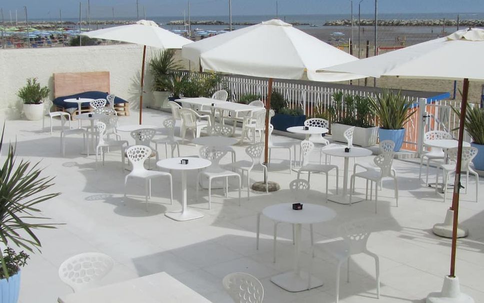 Patio Gambar