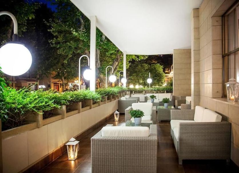 Patio Gambar