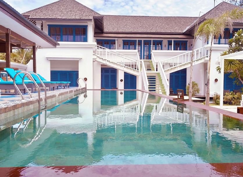 Kolam renang Gambar
