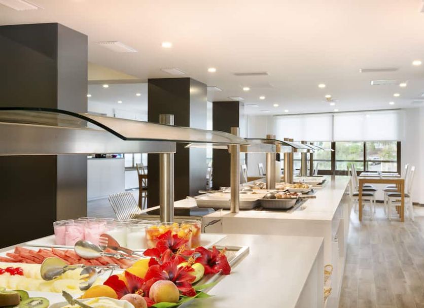 Buffet Gambar