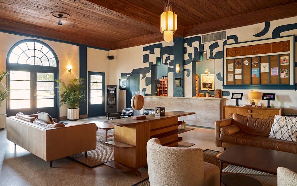 Balai Menunggu Gambar