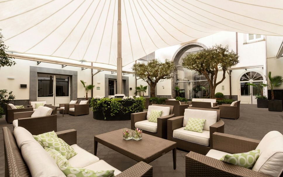 Patio Gambar
