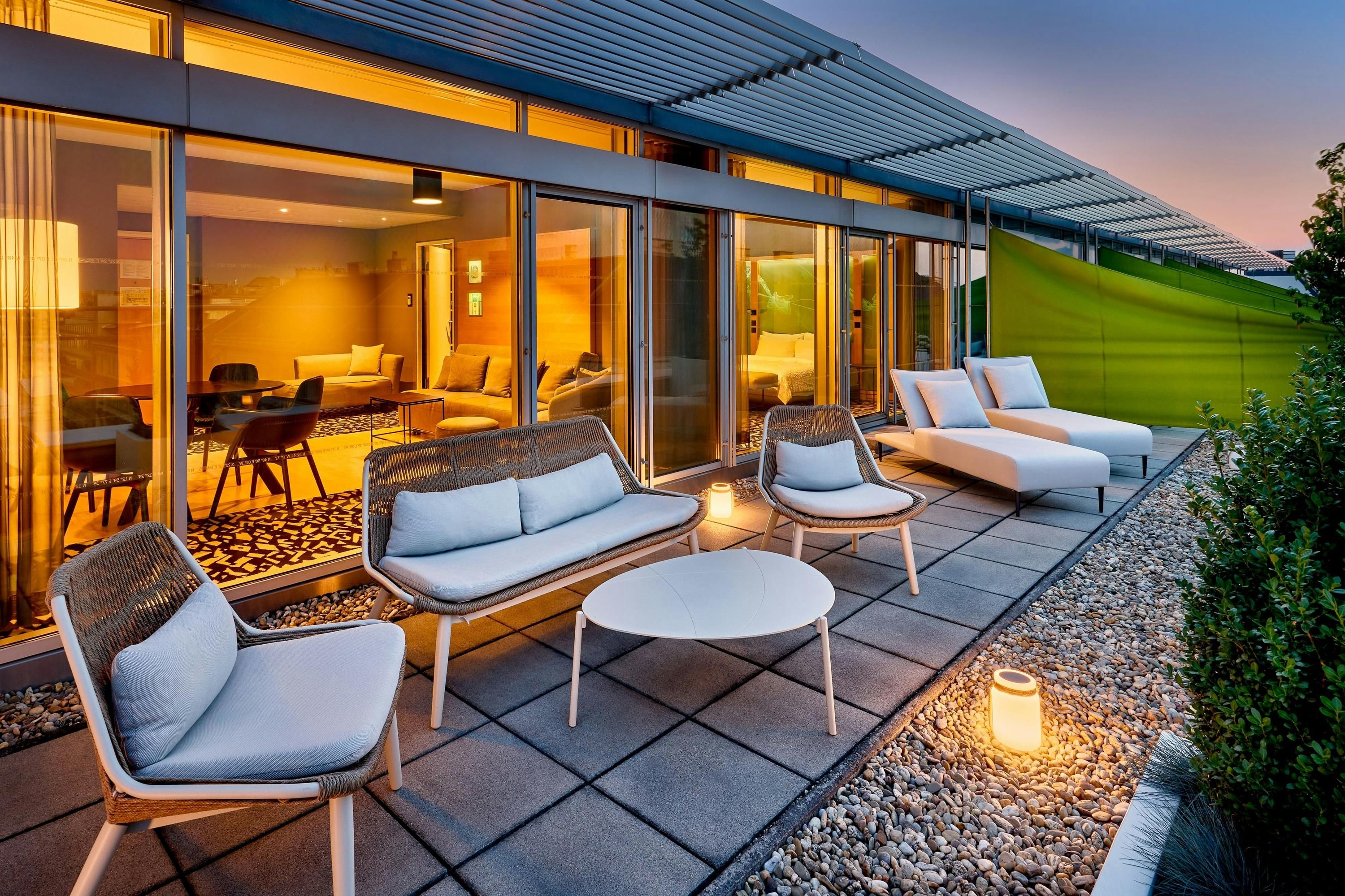 Patio Gambar