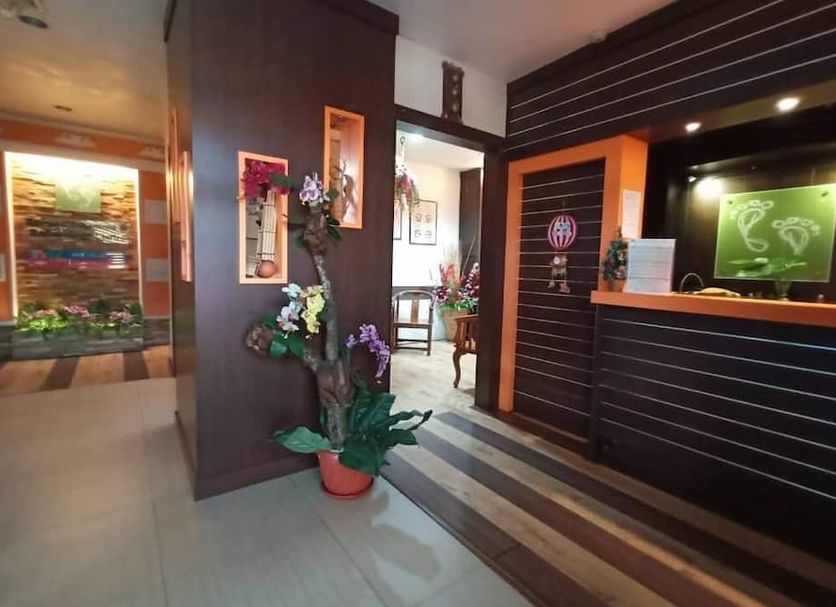 Meja Penyambut Tetamu Gambar