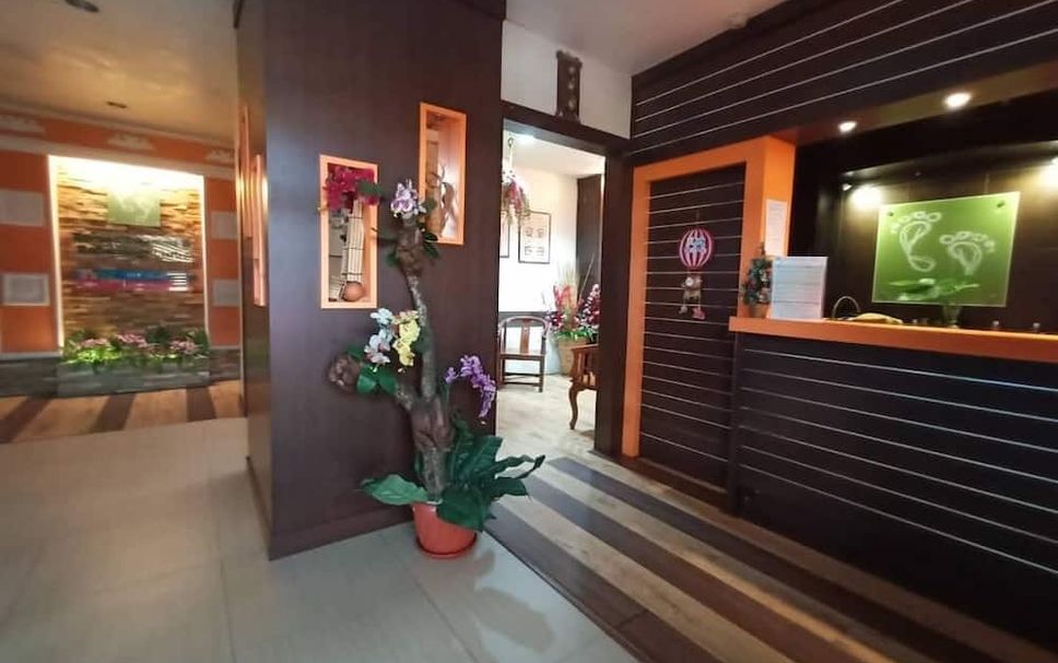 Meja Penyambut Tetamu Gambar