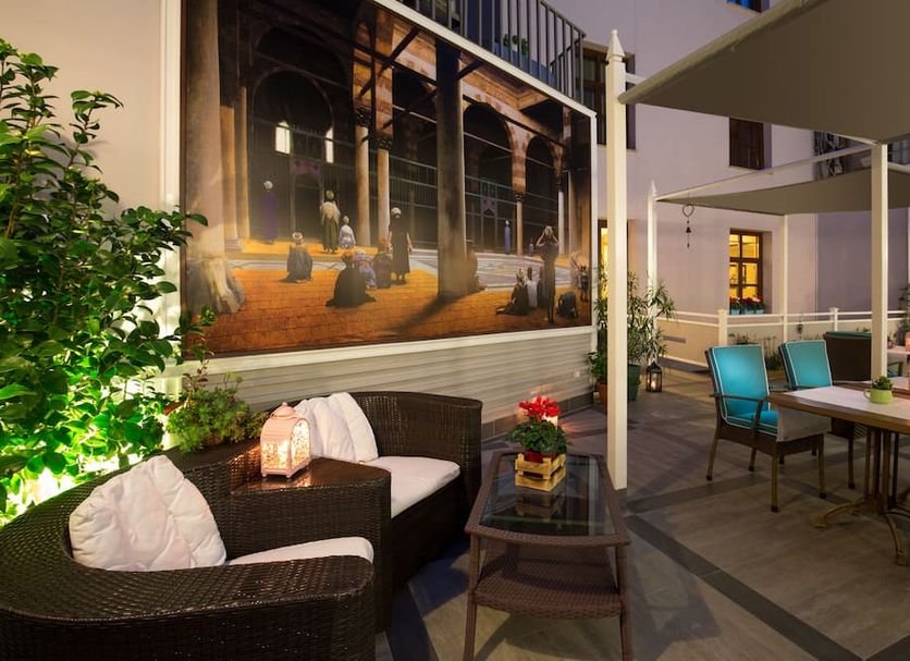 Patio Gambar