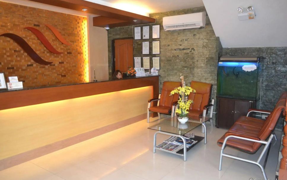 Meja Penyambut Tetamu Gambar