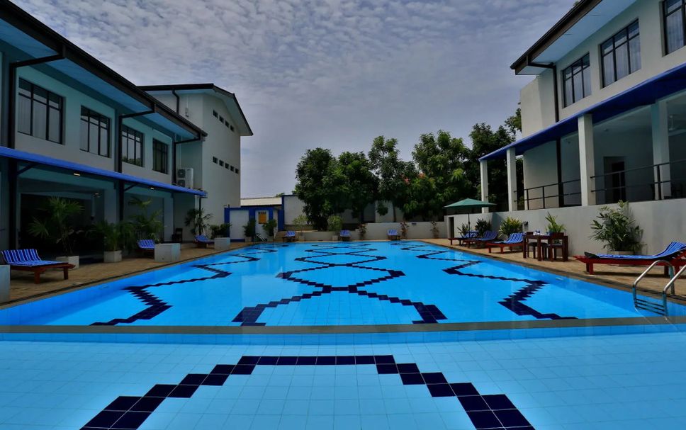 Kolam renang Gambar