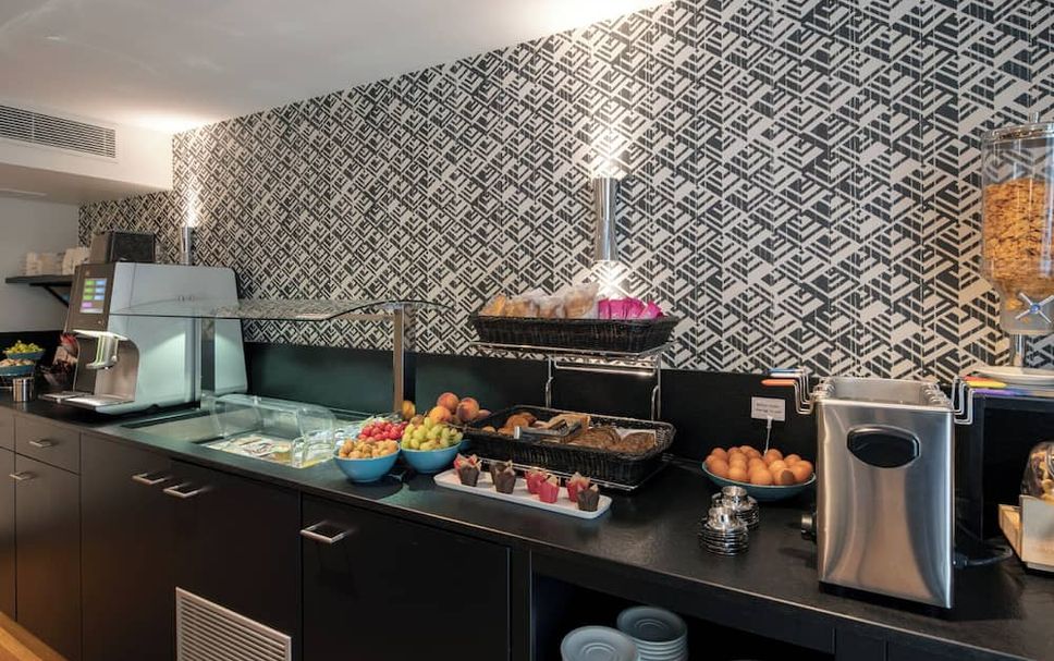 Buffet Gambar