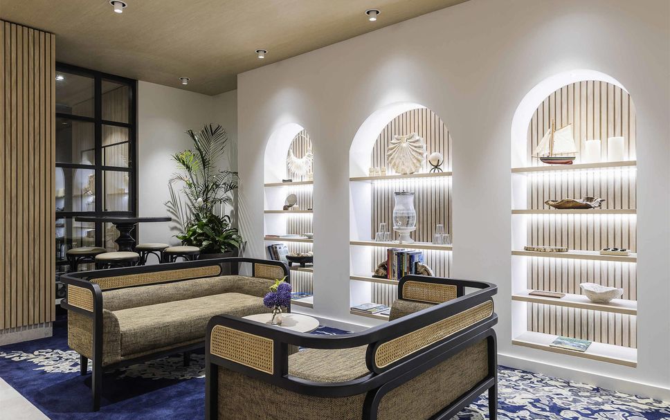 Balai Menunggu Gambar