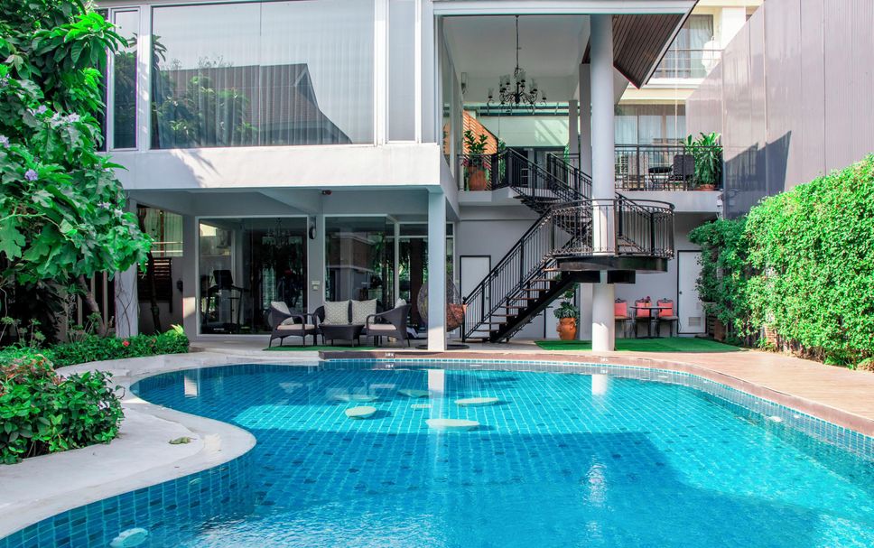 Kolam renang Gambar