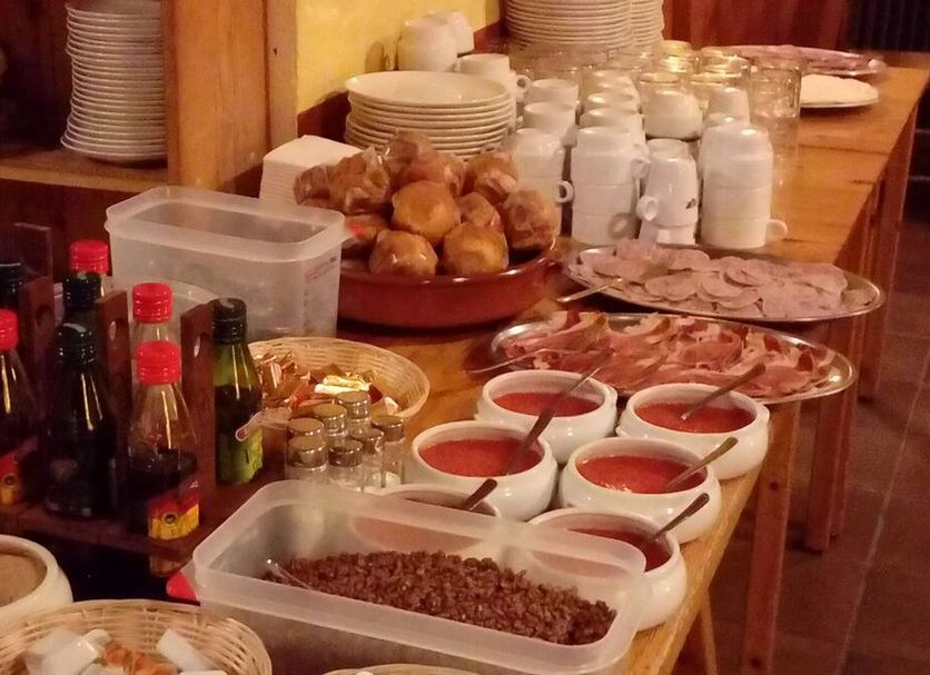 Buffet Gambar