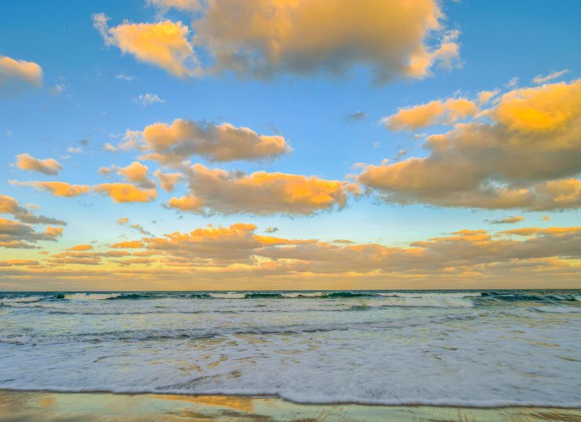 Pantai Gambar