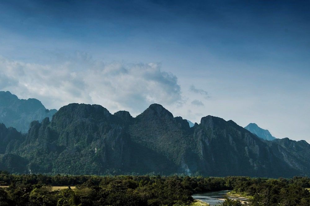 Pemandangan luar