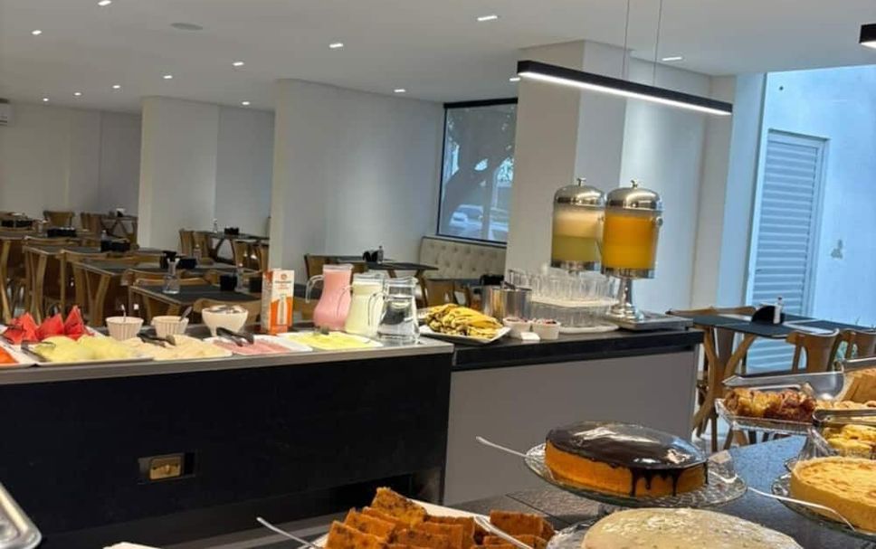Buffet Gambar