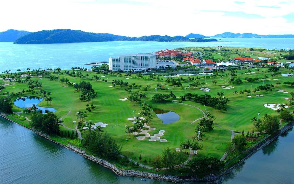 Padang golf Gambar
