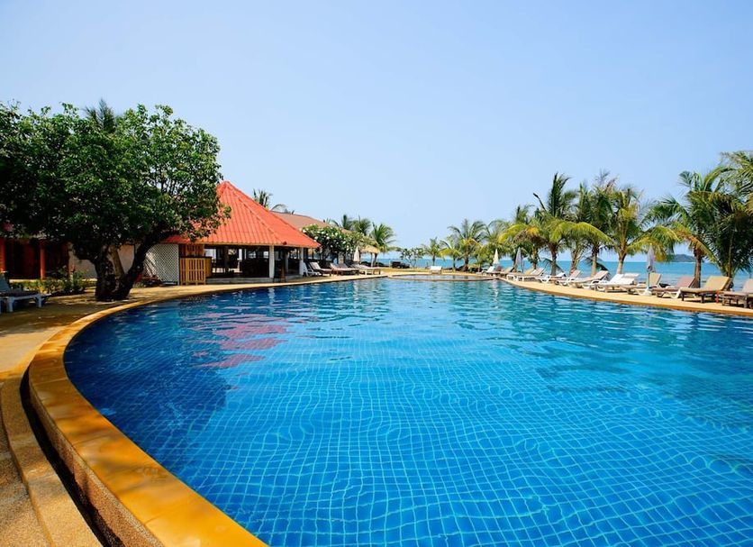 Kolam renang Gambar