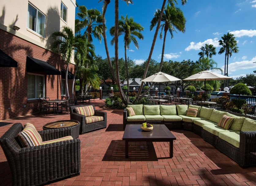 Patio Gambar