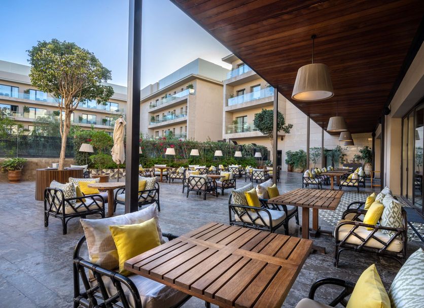 Patio Gambar