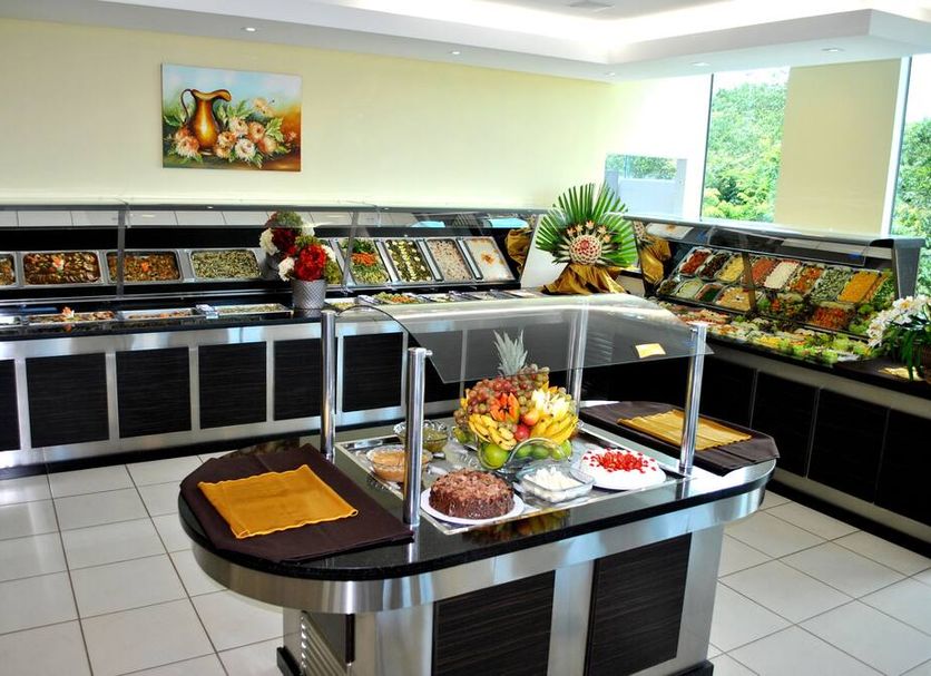 Buffet Gambar