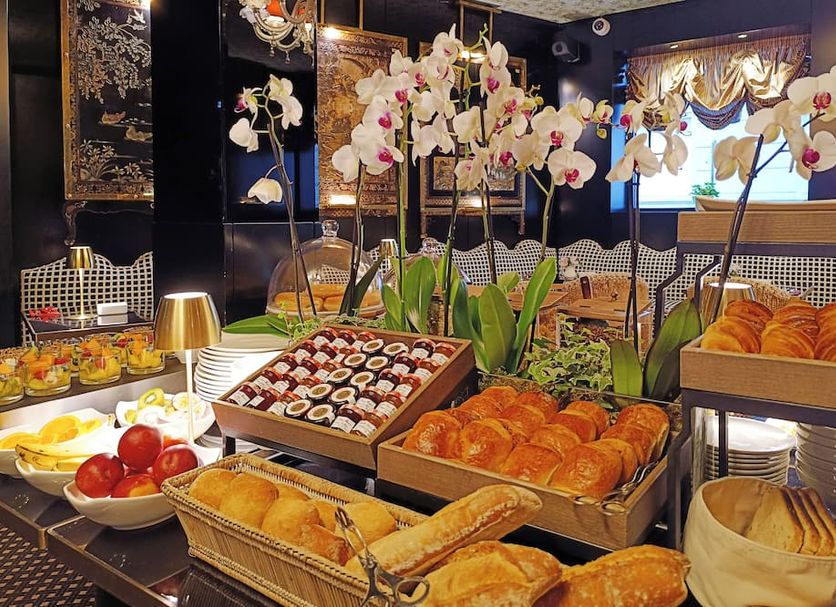 Buffet Gambar