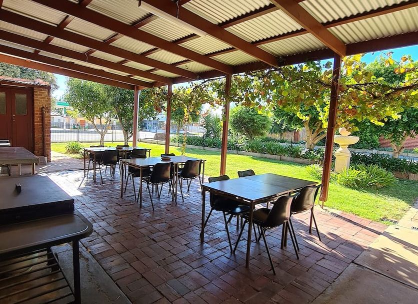 Patio Gambar