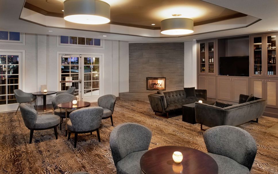 Balai Menunggu Gambar