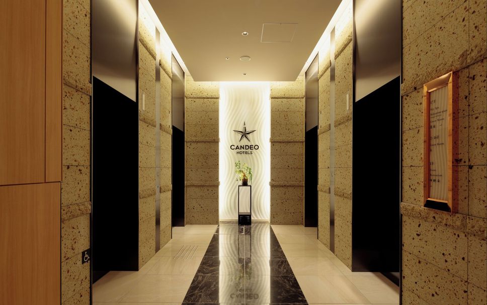 hallway Gambar