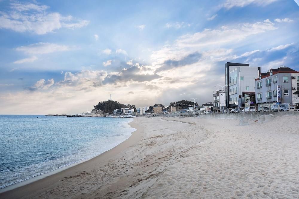 Pantai Gambar