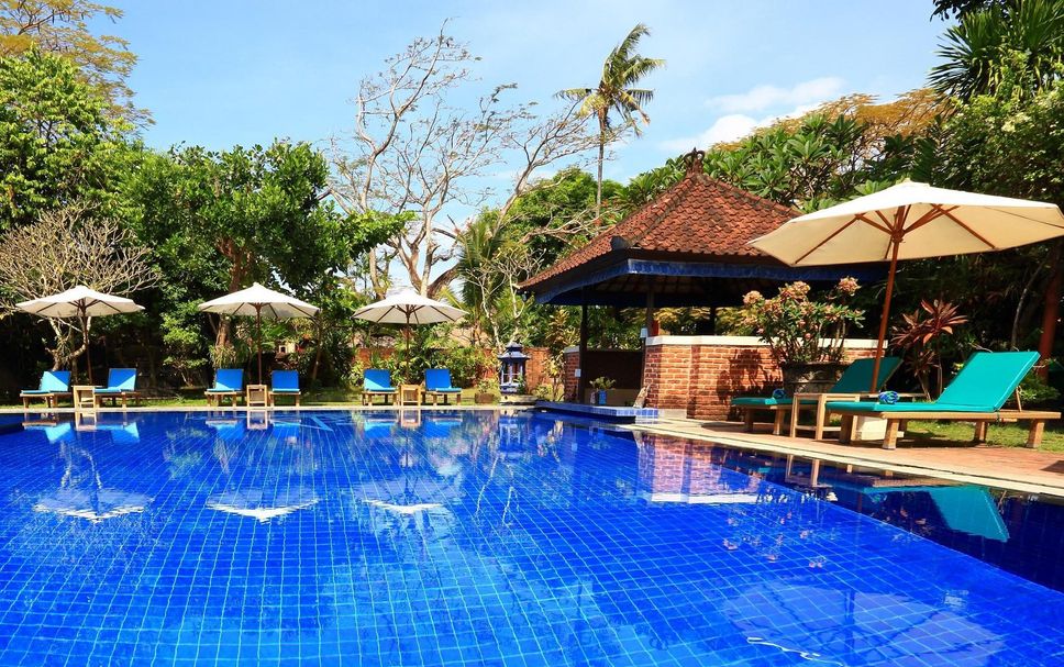 Kolam renang Gambar