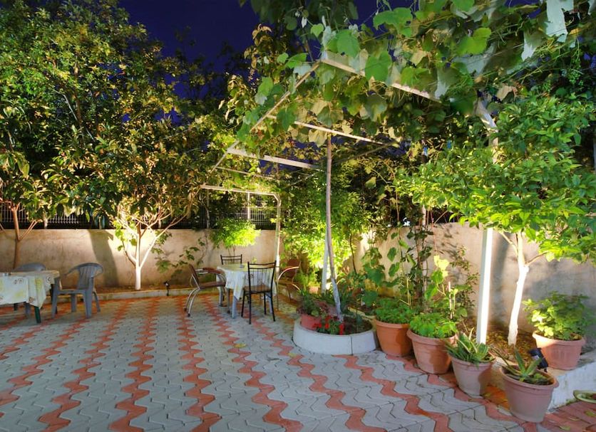 Patio Gambar