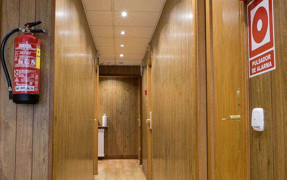 hallway Gambar