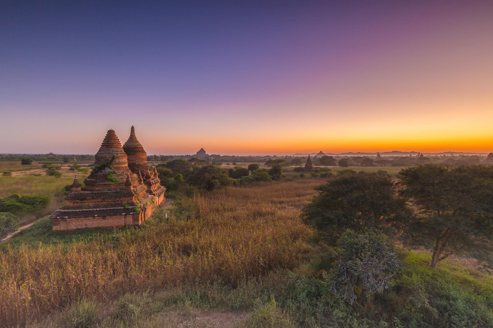 Pemandangan luar