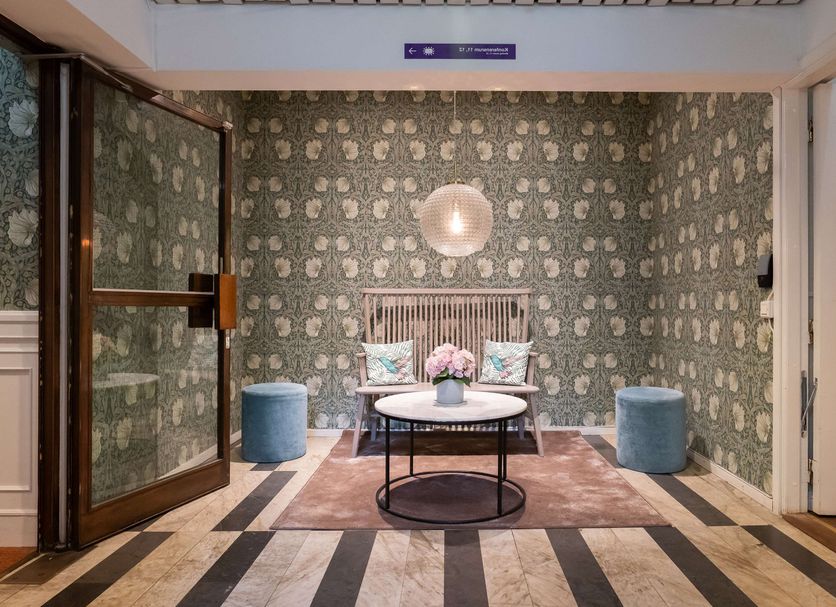 Hotel amenity Gambar