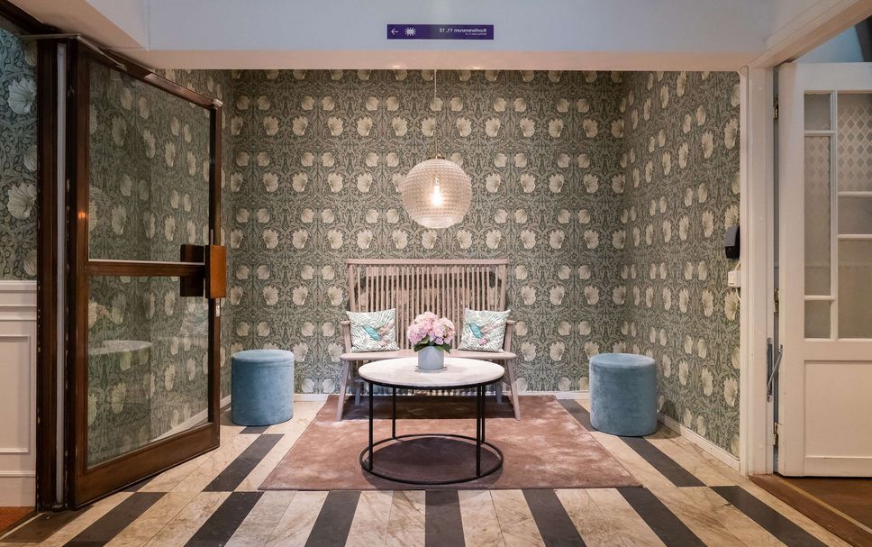 Hotel amenity Gambar