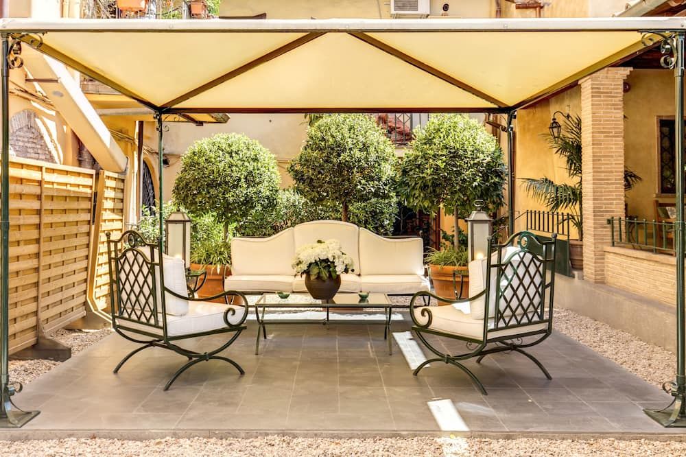 Patio Gambar